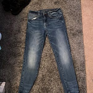 Men dark wash American eagle Jeans